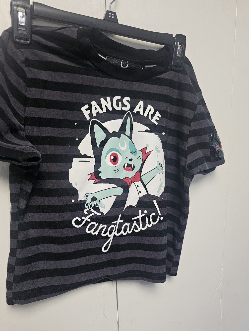Black & Gray Striped 'Fangs Are Fangtastic!' Graphic Tee